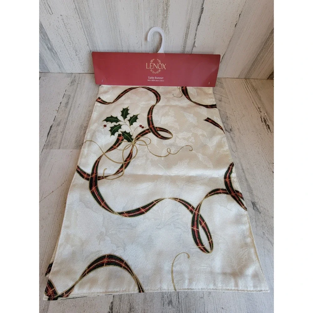 Lenox table runner fabric Holiday Mistletoe‎ Holly Berry dinner xmas
